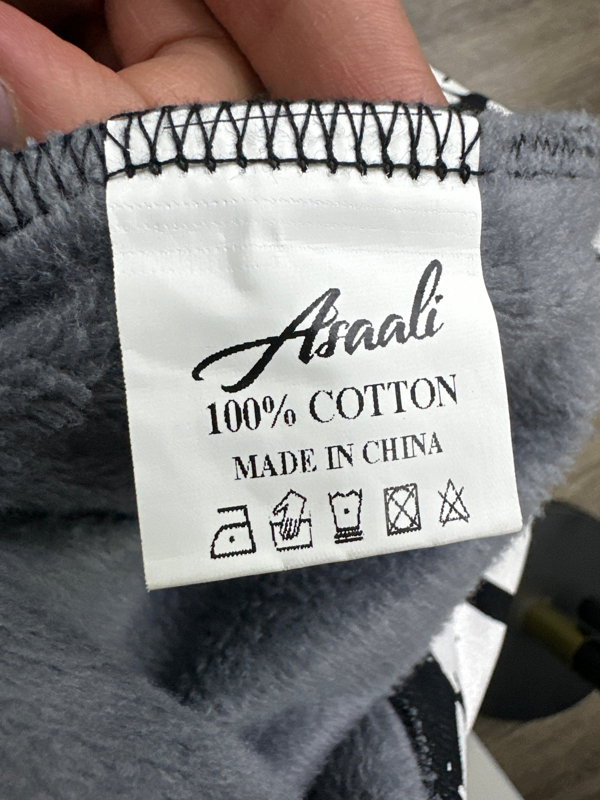 Asaali Oreo Cart Zip Up Preloved