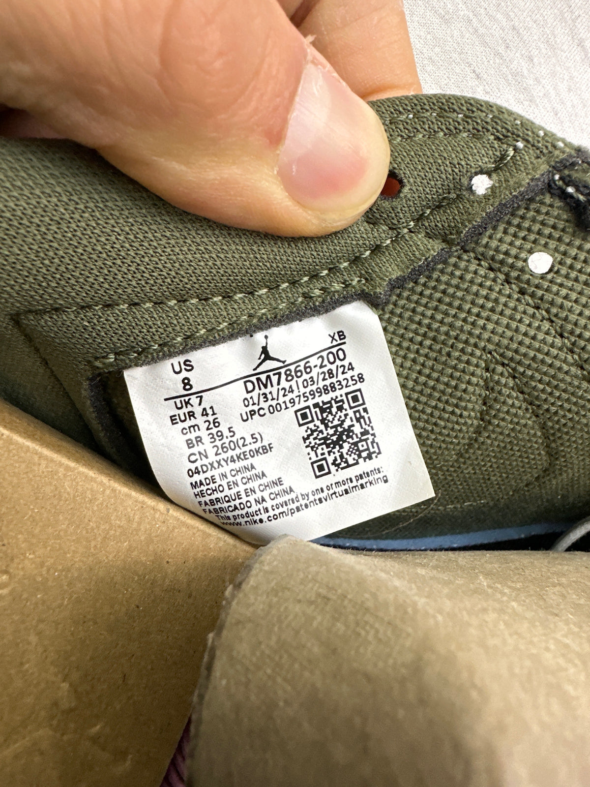 Jordan 1 Low Travis Scott Medium Olive New