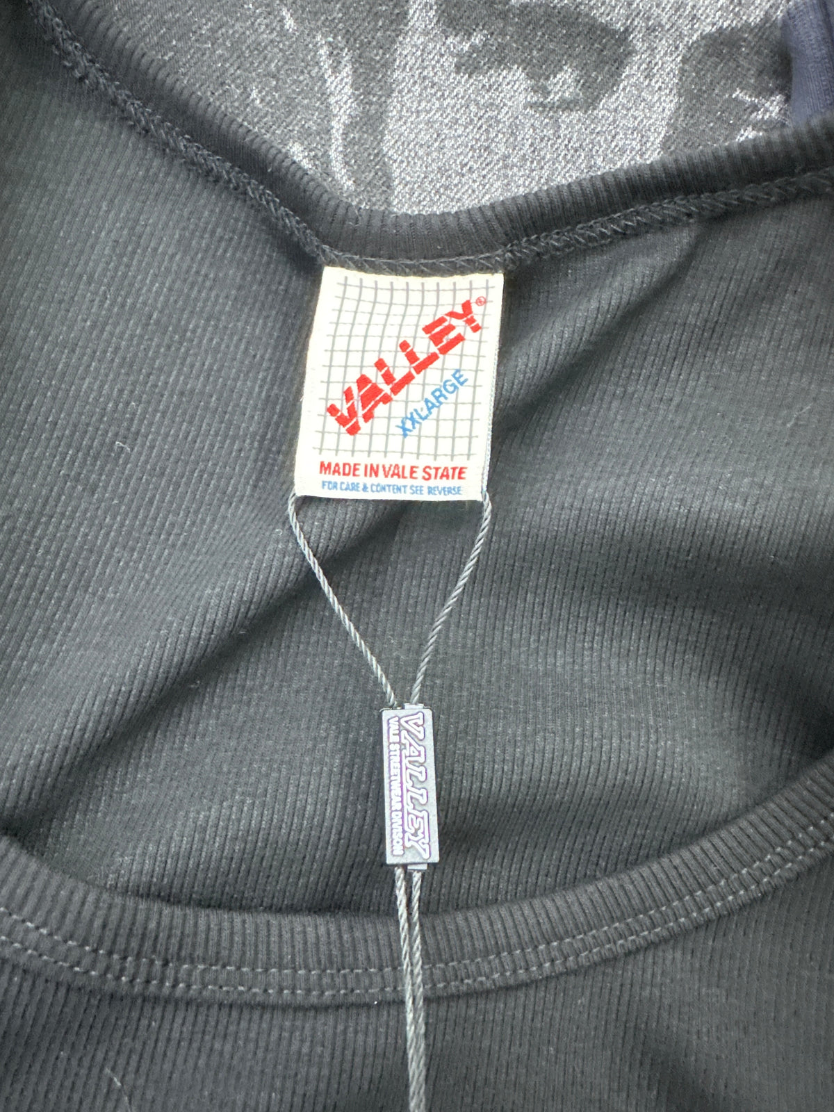 Vale Forever Chopper Black Tank New