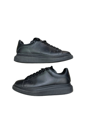 Alexander McQueen Black/Black Preloved