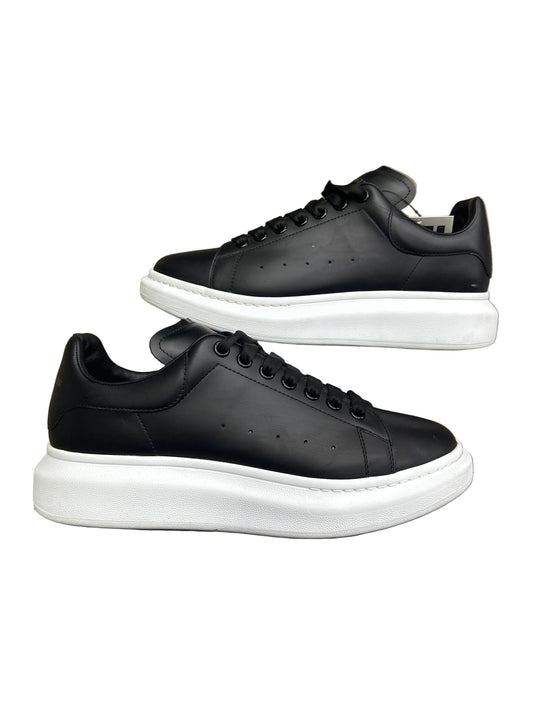Alexander McQueen Black/White Preloved