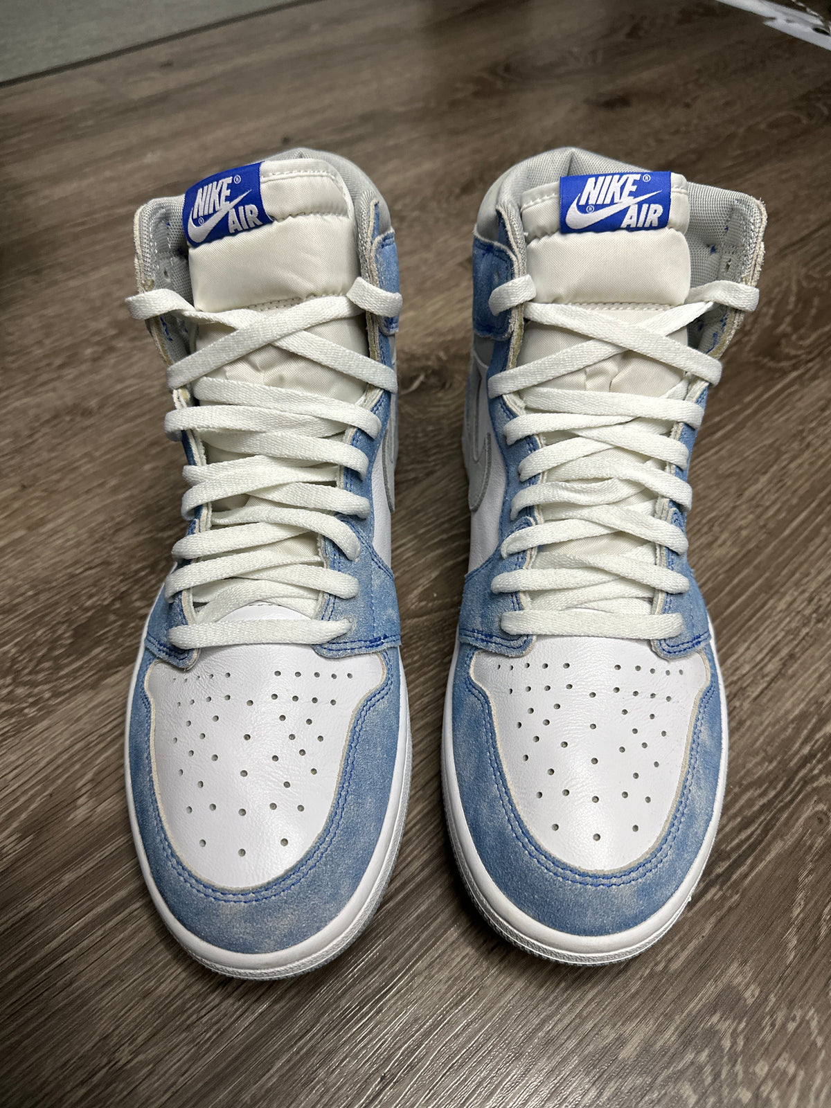 Jordan 1 High Hyper Royal Preloved