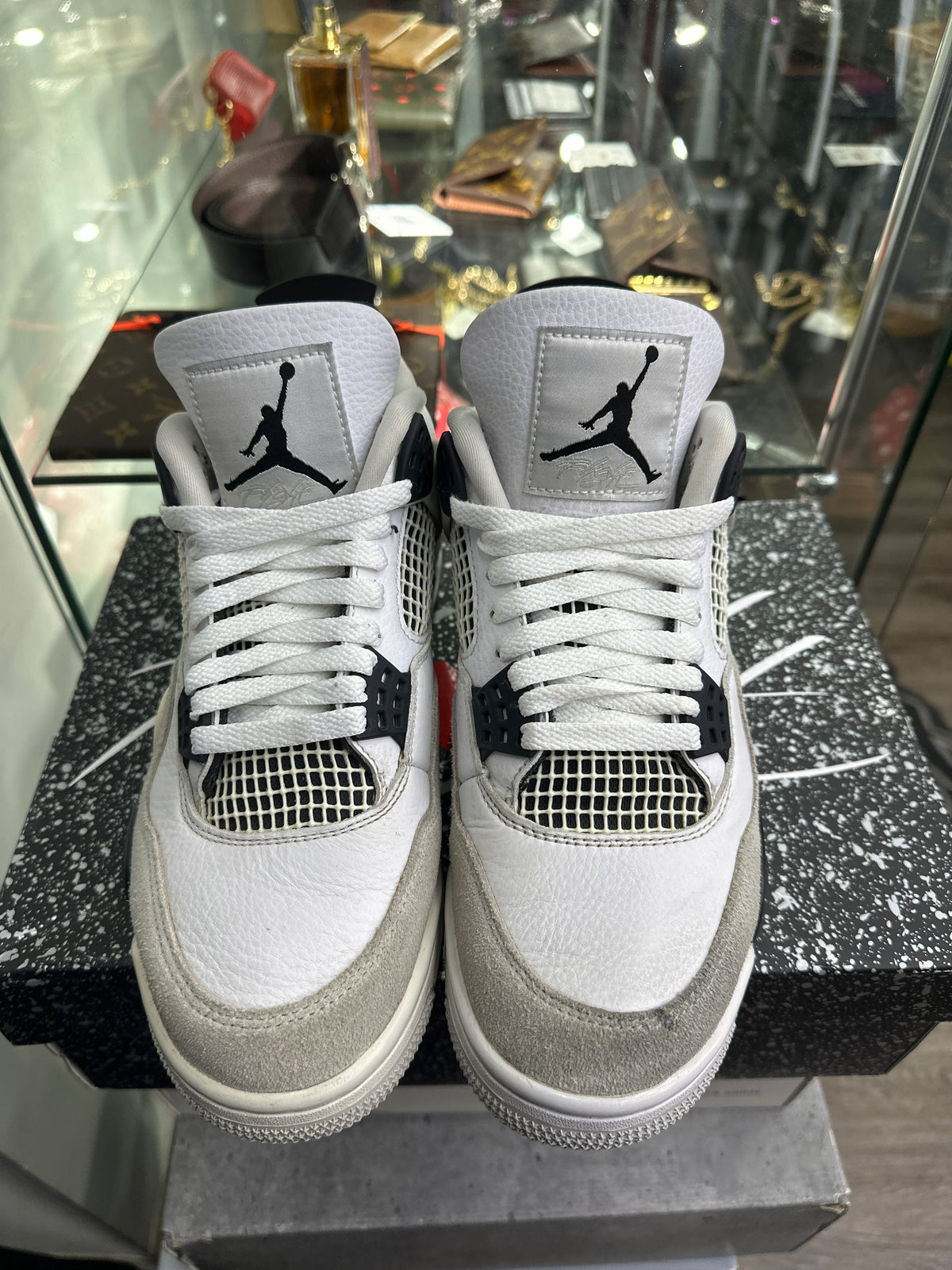 Jordan 4 Military black Preloved