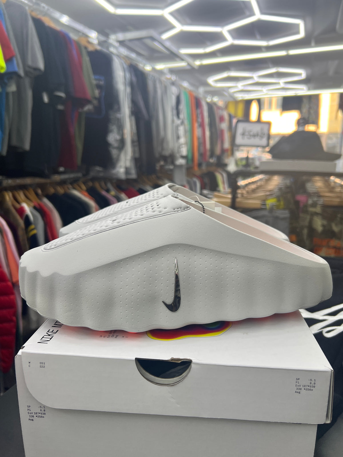 Nike Mind 001 Slide
Light Smoke Grey New