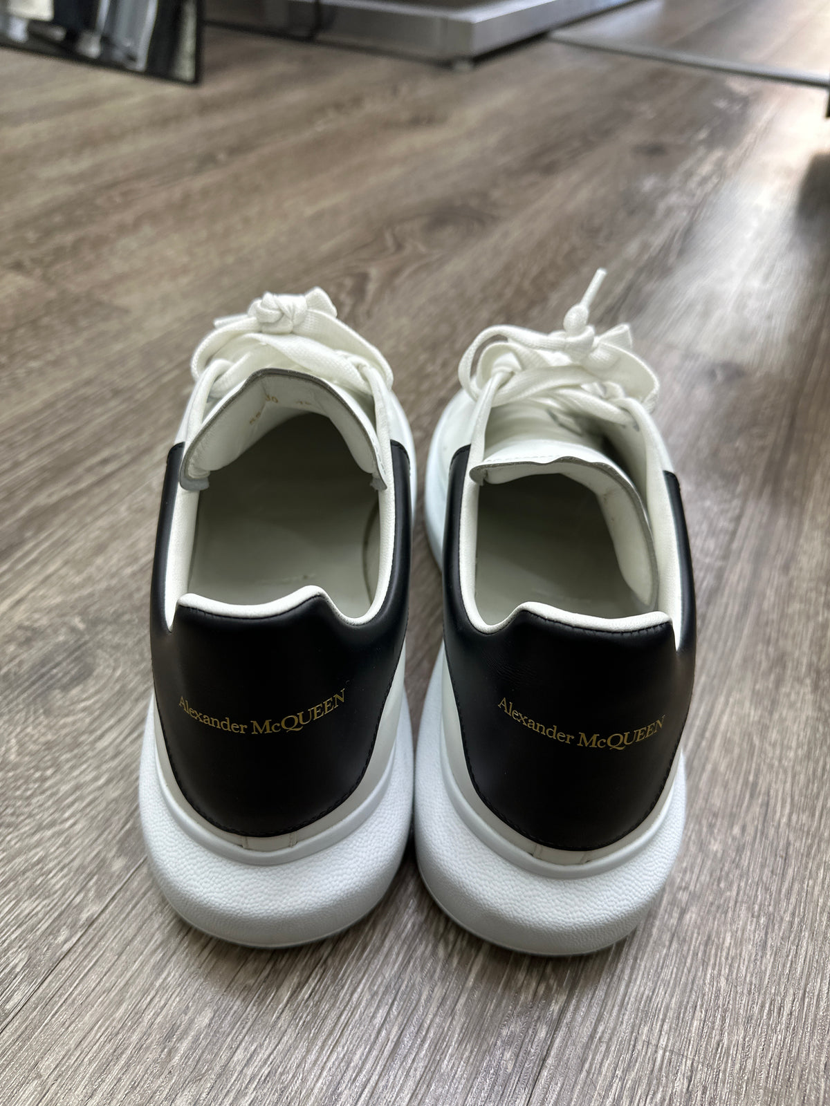 Alexander McQueen White/Black Preloved