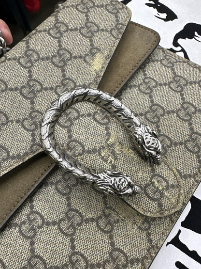 Gucci GG Supreme Dionysus Small Shoulder Bag Preloved