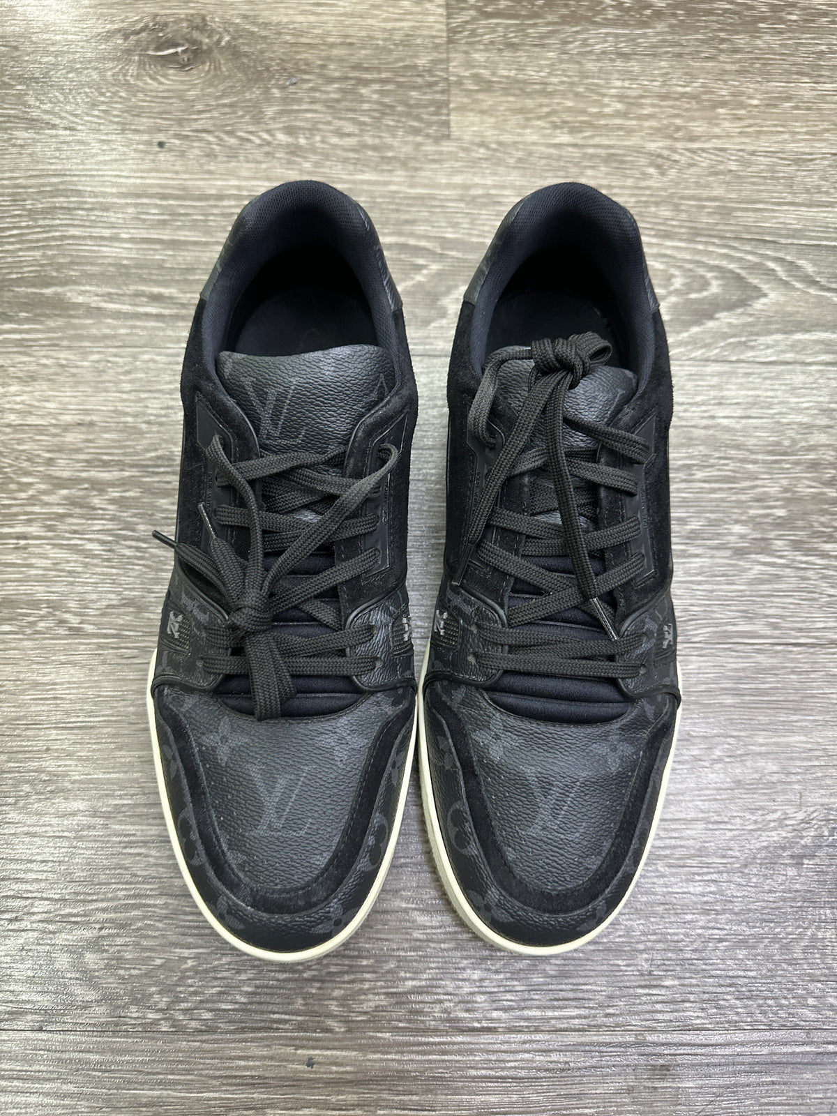 Louis Vuitton Trainer Low Black Monogram Preloved Size 7