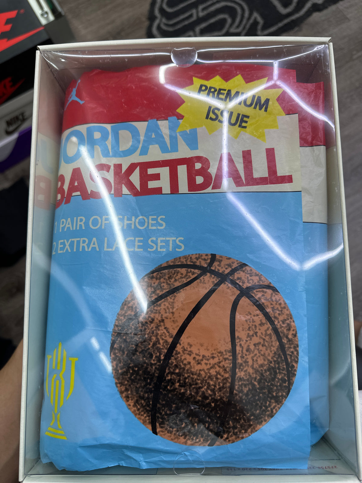 Jordan 1 Low Trophy Room Rookie Card Away New