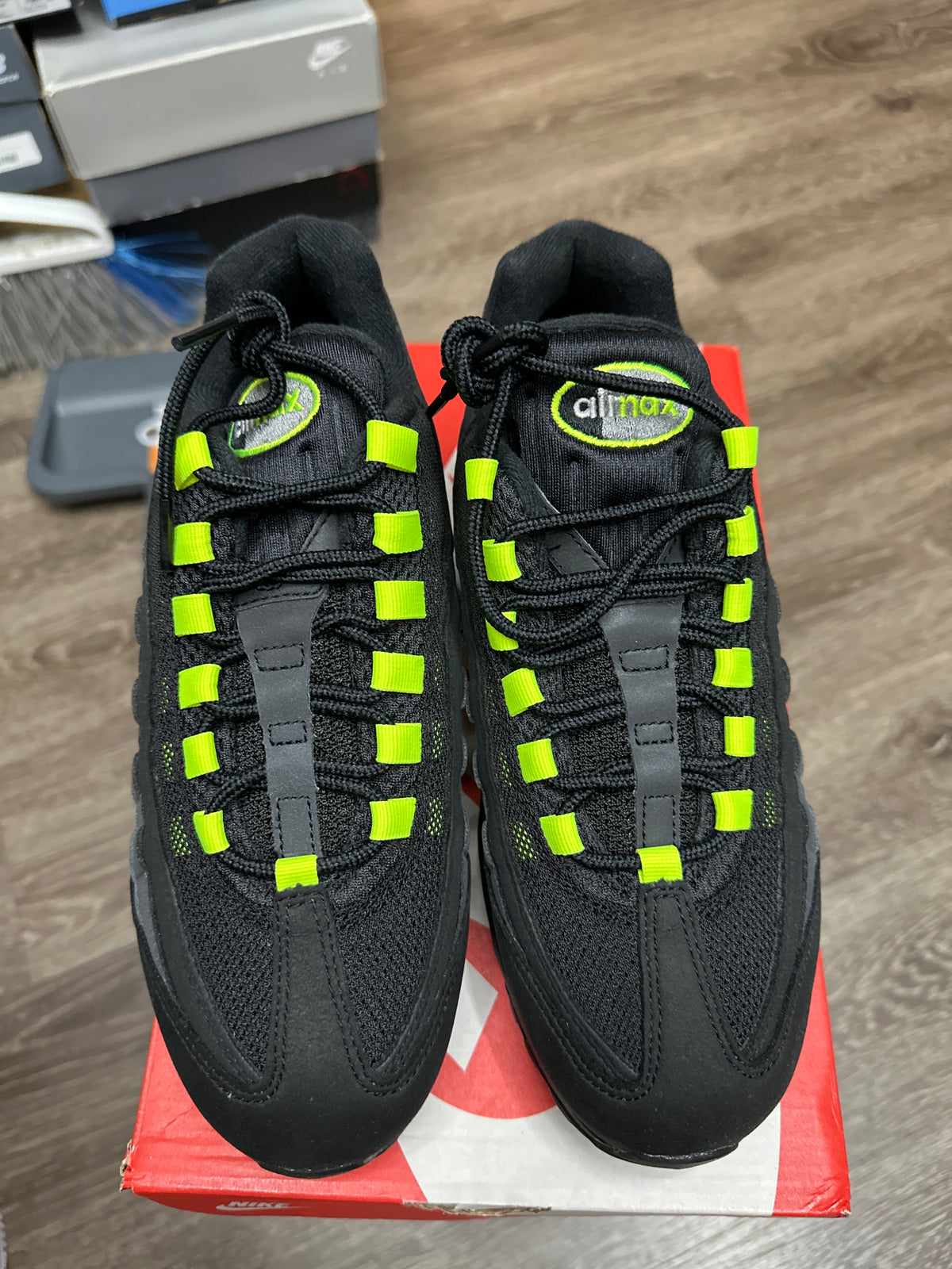 Nike Air Max 95 Black Neon New Size 7