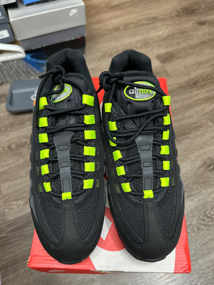 Nike Air Max 95 Black Neon New Size 7