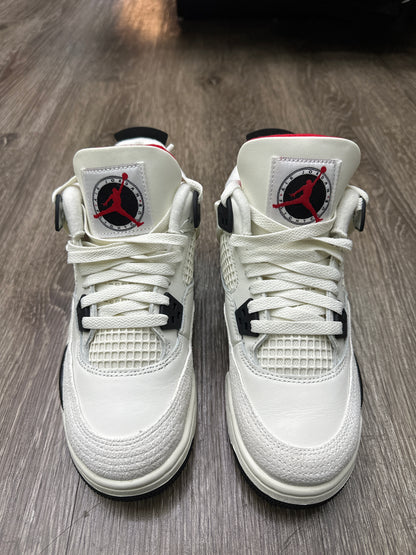 Jordan 4 Flight Club Preloved