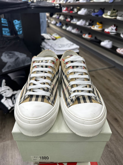 Burberry Vintage Check Low Preloved