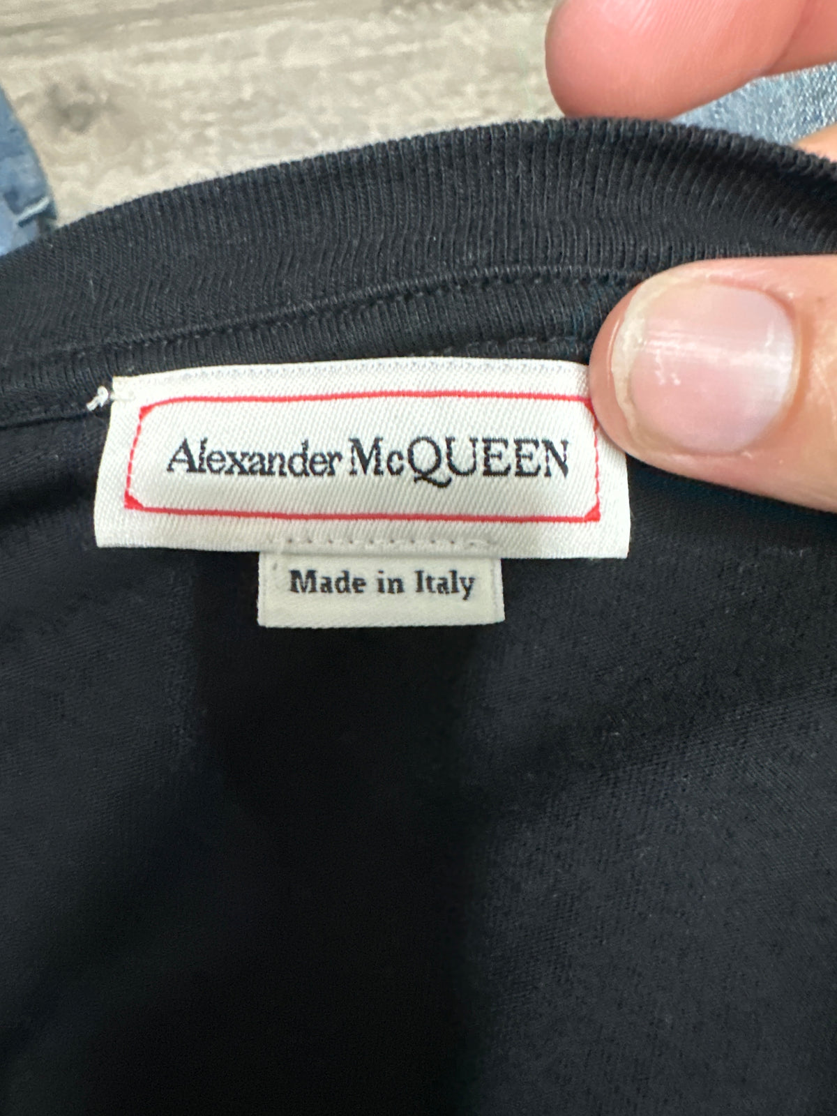 Alexander McQueen Tee B/W Preloved