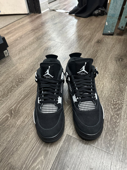 Jordan 4 White Thunder Preloved