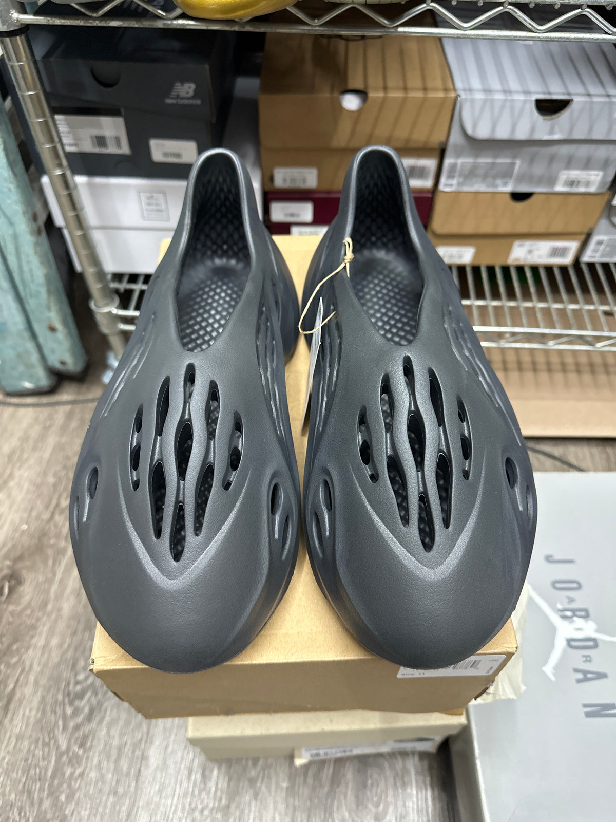 Yeezy Foam RNR Onyx New