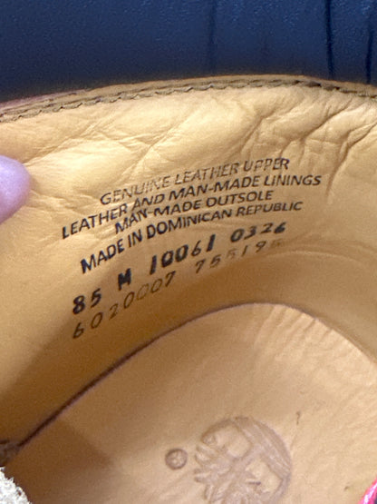 Timberlands 6 Inch Boots Classic Wheat size 8.5 New