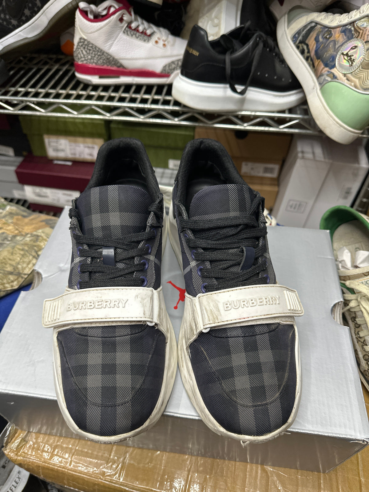 Burberry Ramsey Blk/white Check Low Top Preloved Size 44