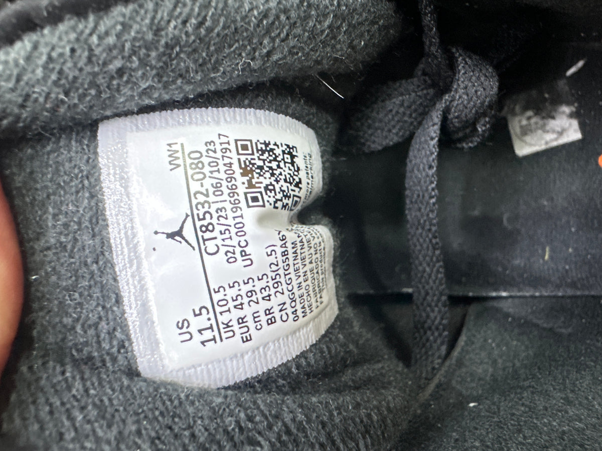 Jordan 3 Fear Preloved