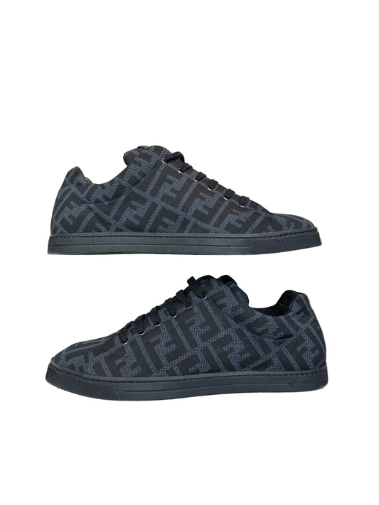 Fendi FF Motif Low Black Preloved