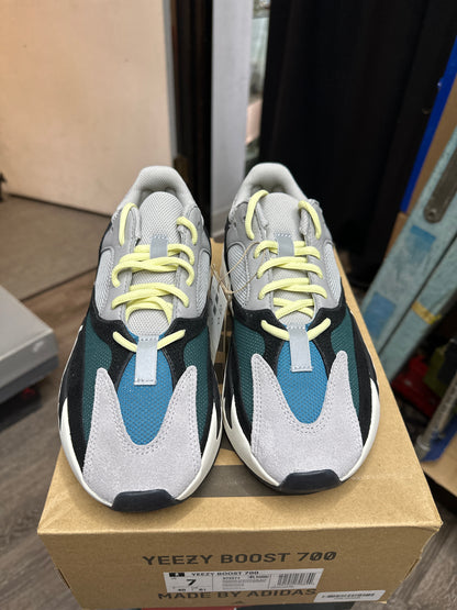 Adidas Boost 700 Wave Runner Size 7