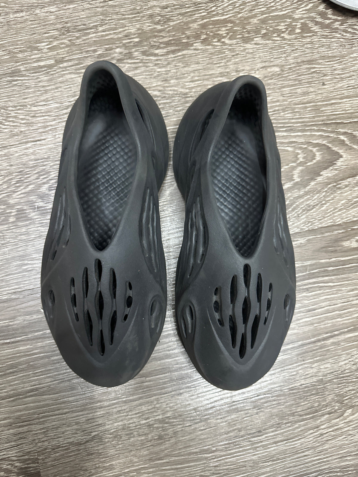 Yeezy FoamRunner Onyx Preloved