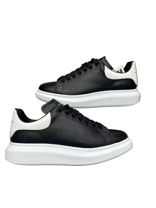 Alexander McQueen Black/White W/White Heel Preloved