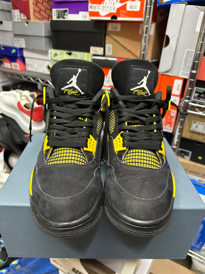 Jordan 4 Thunder Preloved