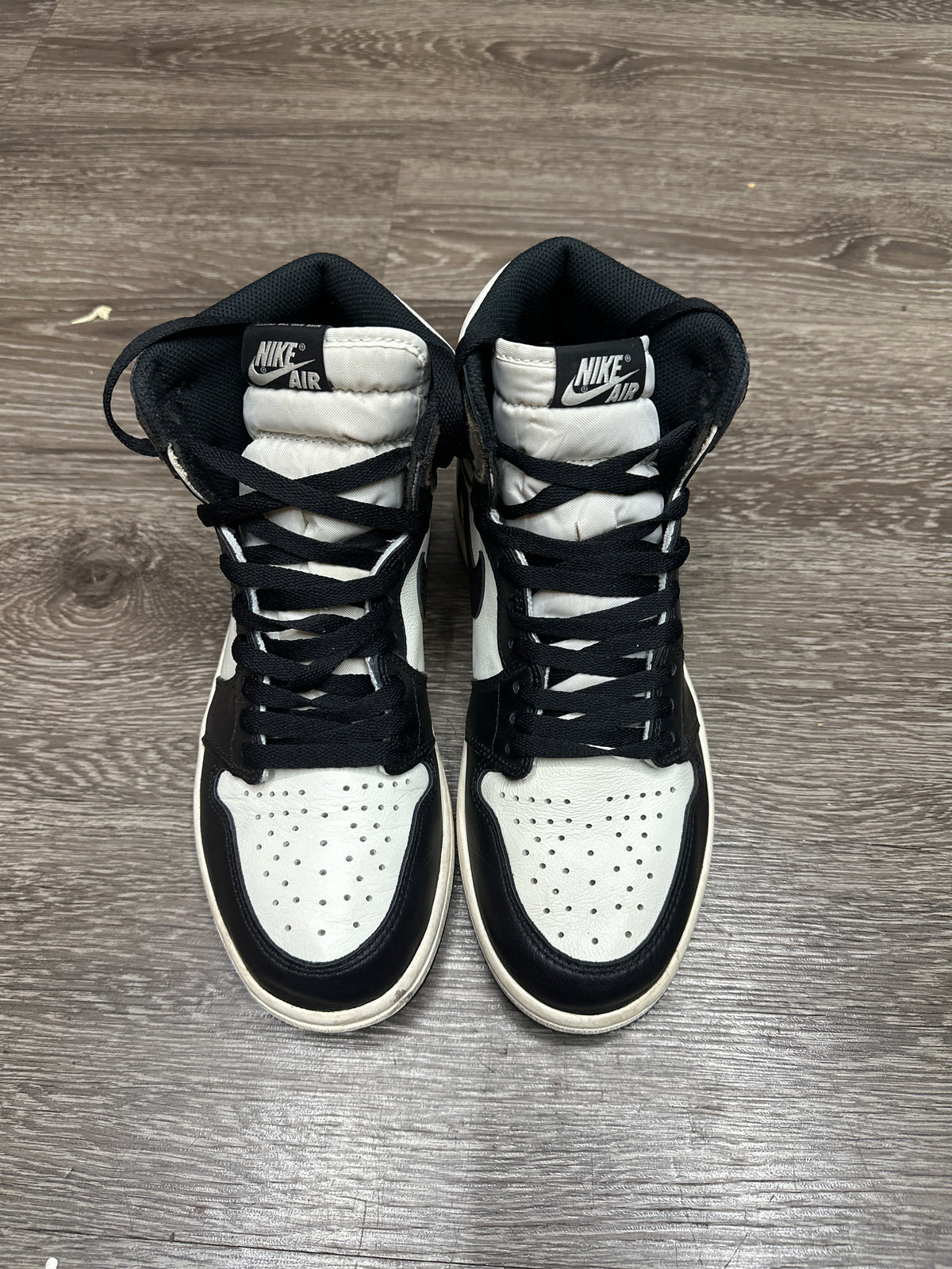 Jordan 1 Mocha Preloved