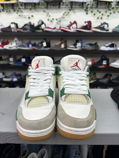Jordan 4 SB Pine Green Preloved