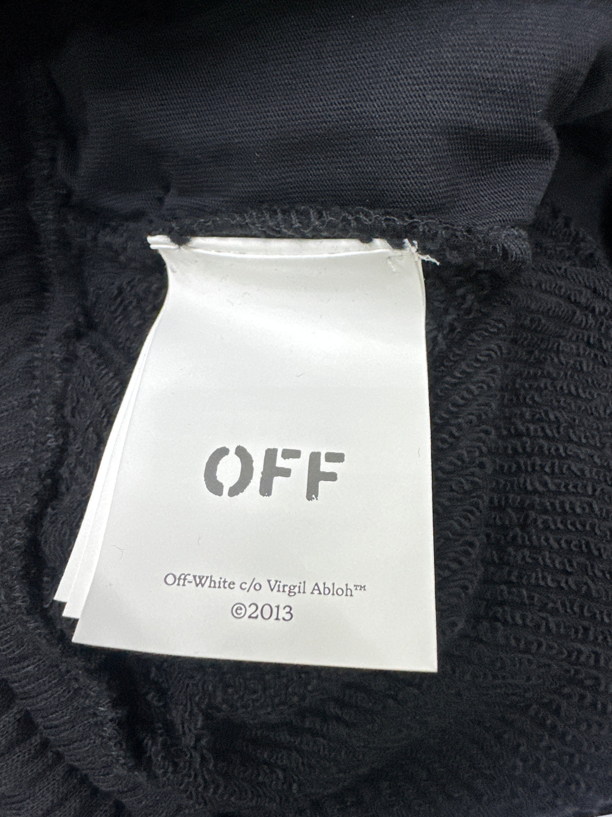 Off-White Shorts B/W Eagle New