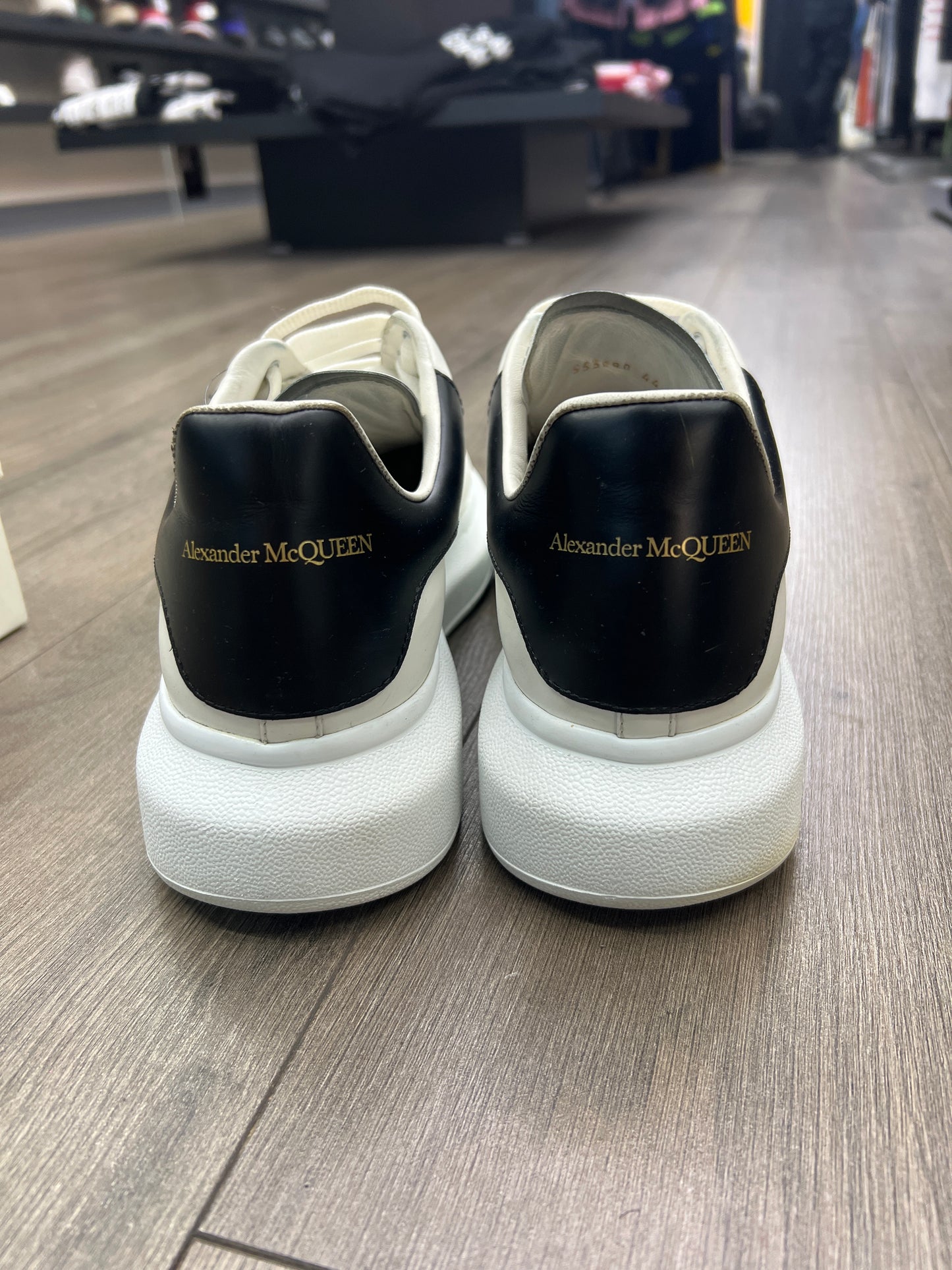 Alexander McQueen White/Black Preloved