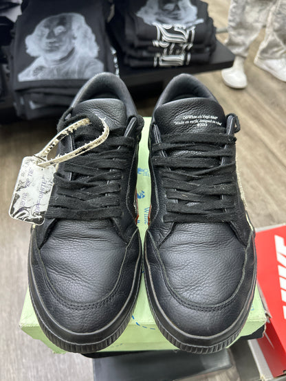 Off-White Low Vulcanized B/W Preloved