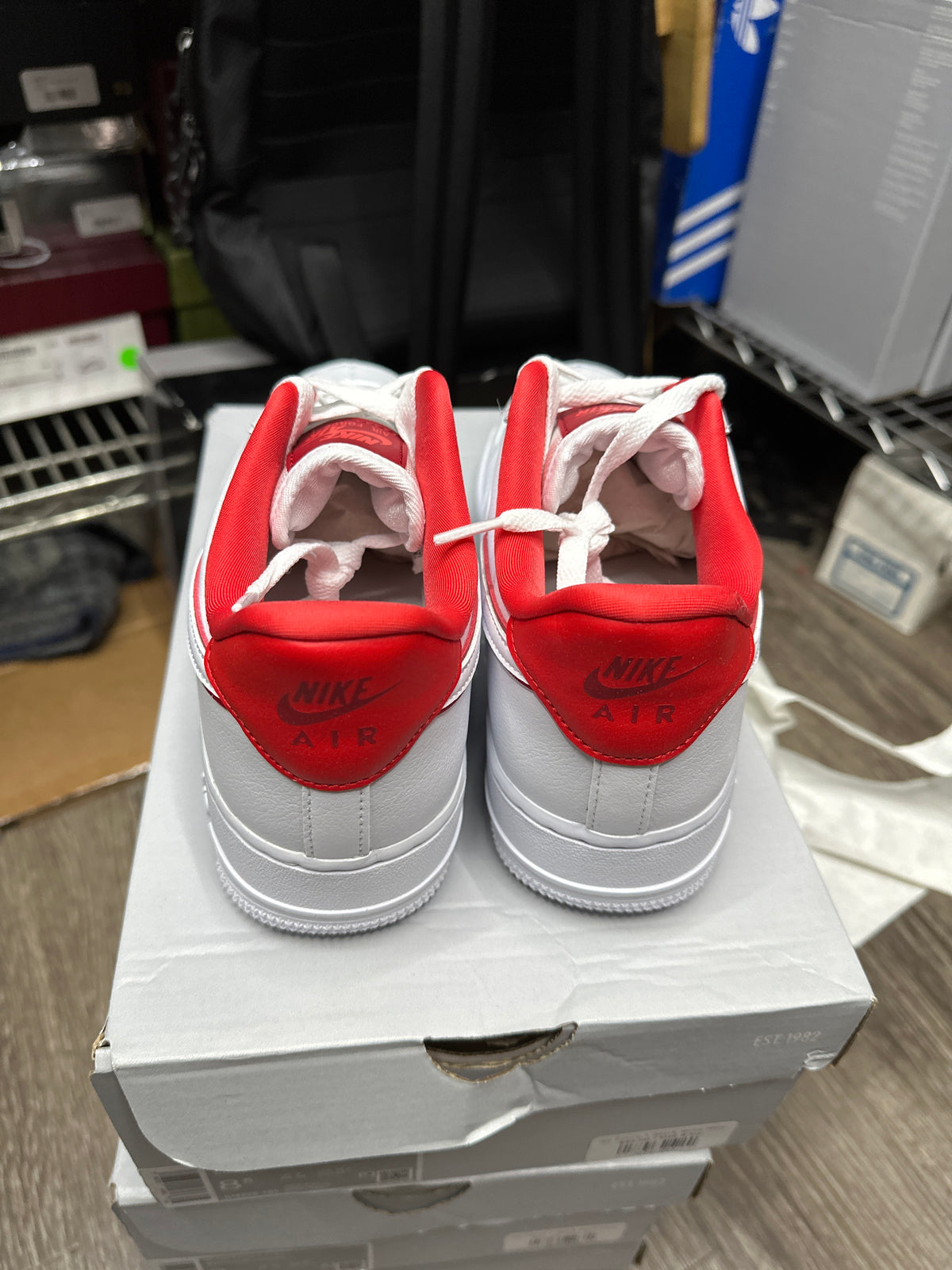 Air Force 1s Contrast Stitch- White University Red New