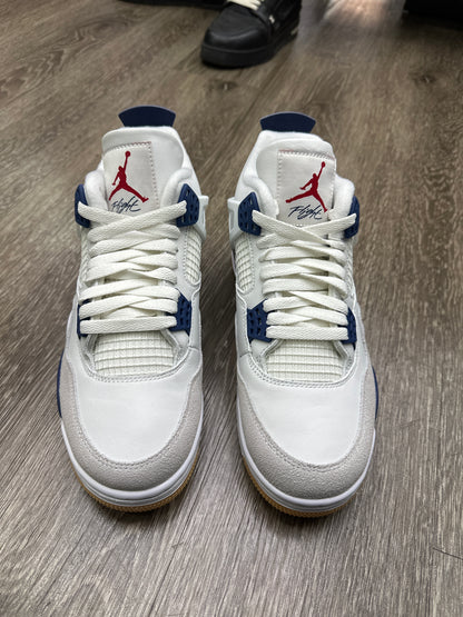 Jordan 4 SB Navy New