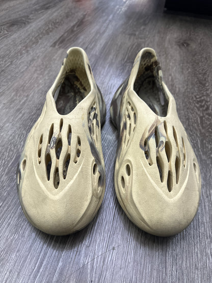 Adidas Yeezy Foam RNR MX Cream Clay Sz 10 Preloved