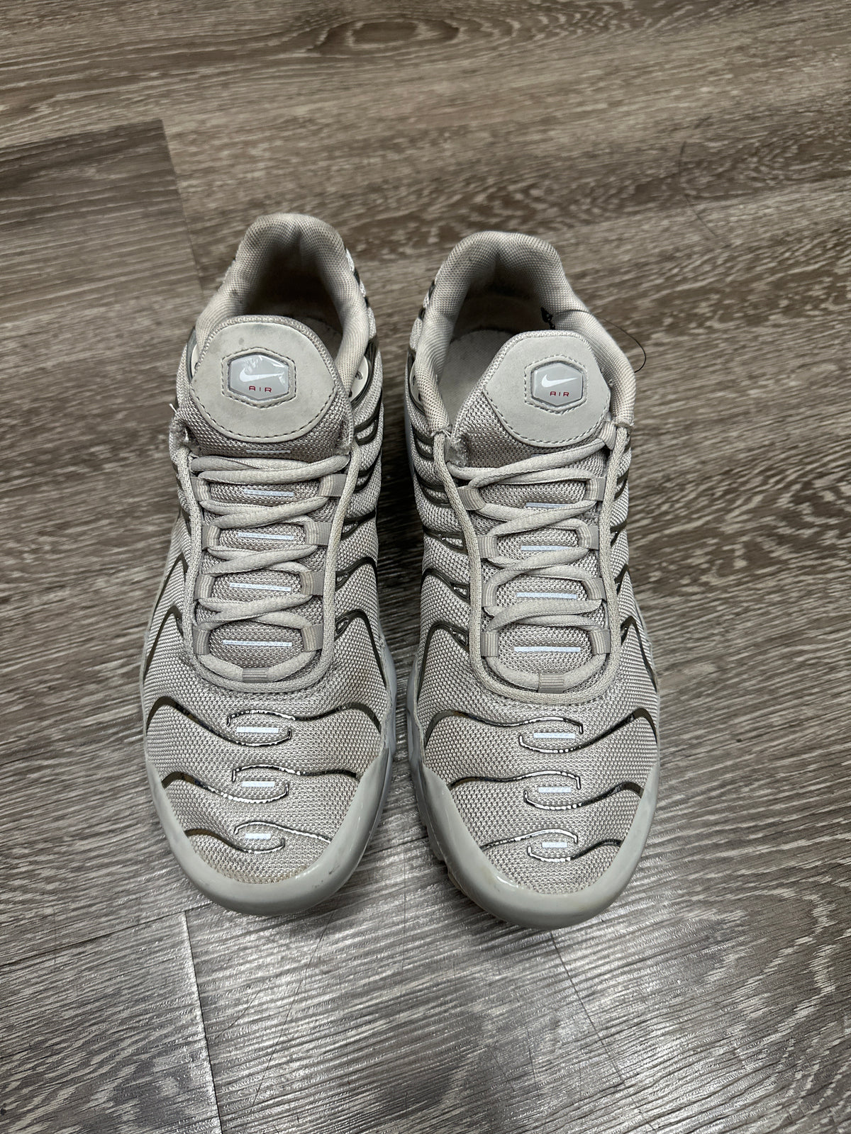 Nike Air Max Plus Light Iron Ore Chrome Preloved