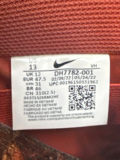 Nike SB Dunk Low Crushed D.C. Preloved