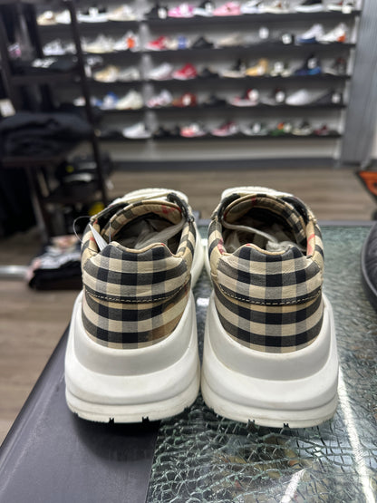 Burberry Ramsey Check Print Preloved