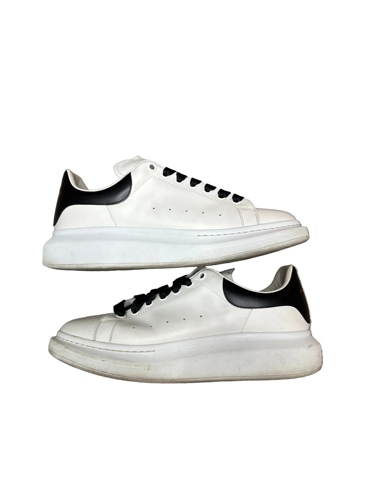 Alexander McQueen White/Blck Preloved
