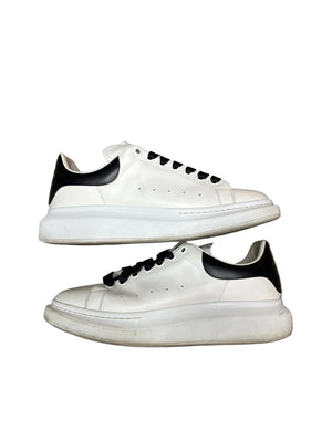 Alexander McQueen White/Blck Preloved