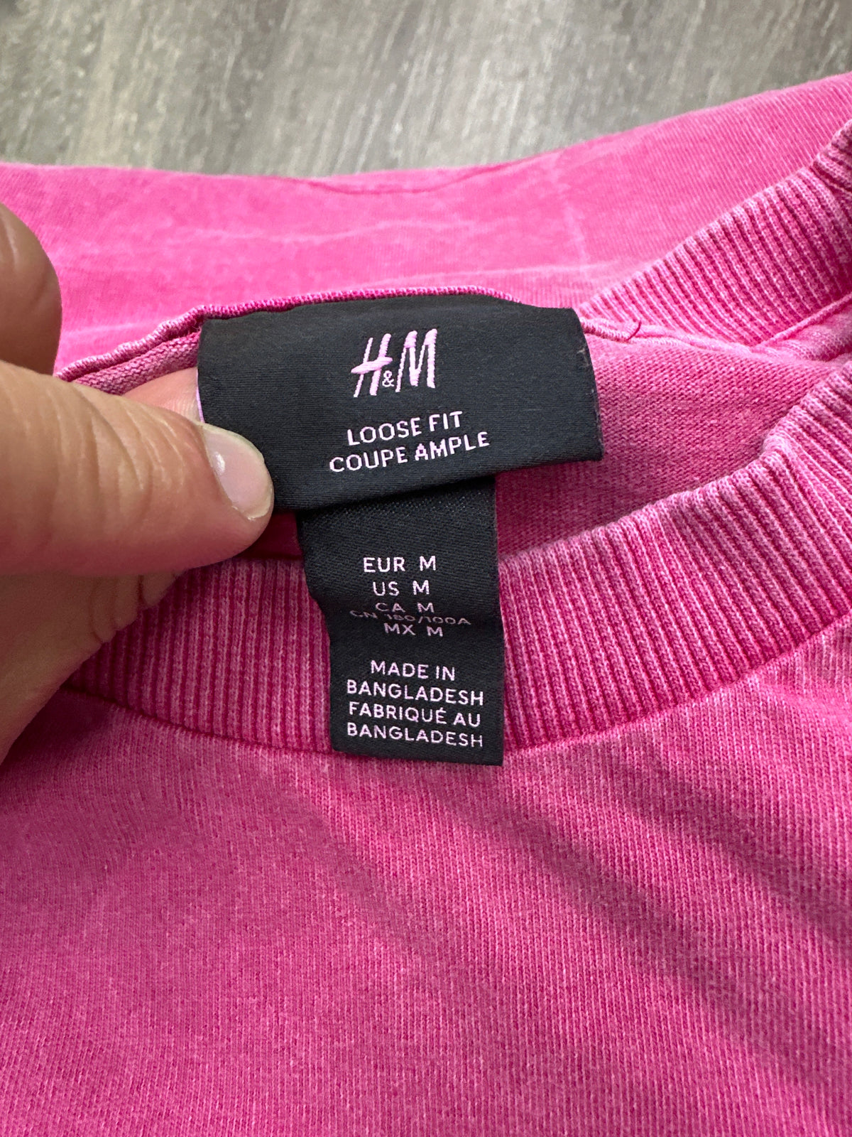 H&M Graphic Tee Pink Preloved