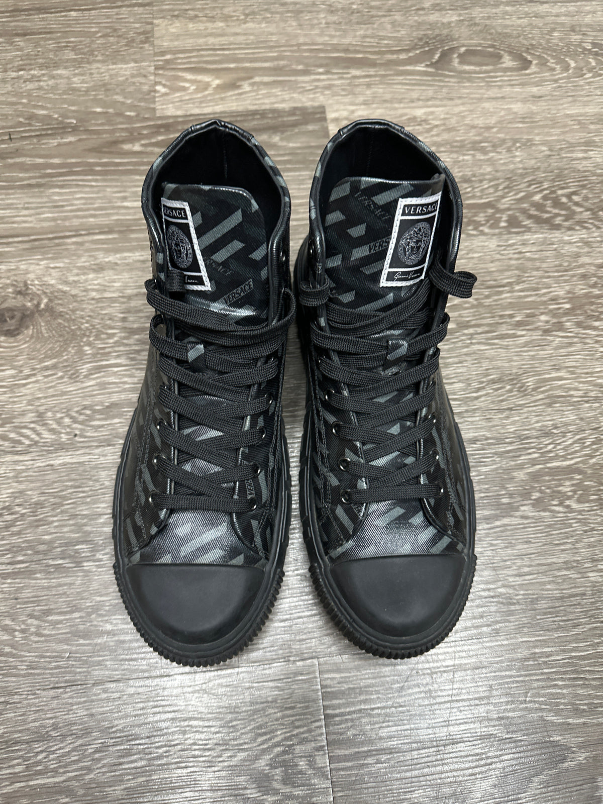Versace Greca Madusa High Preloved