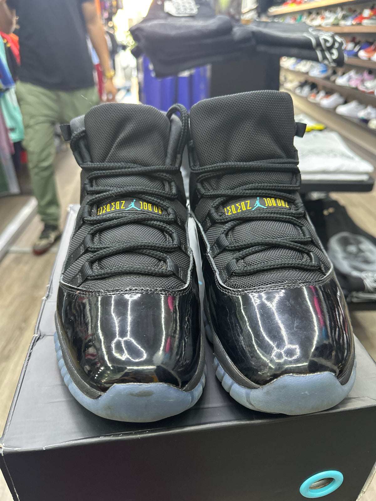 Jordan 11 Gamma Preloved