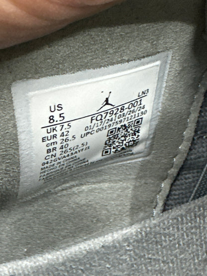 Jordan 4 Wet Cement Preloved