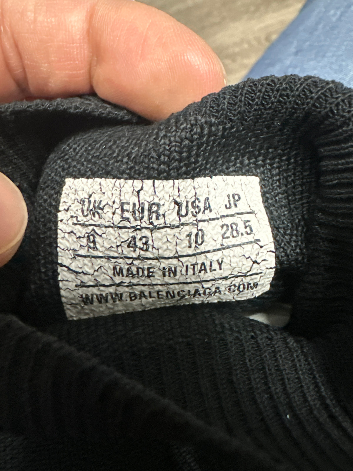 Balenciaga Speed Black/White Preloved
