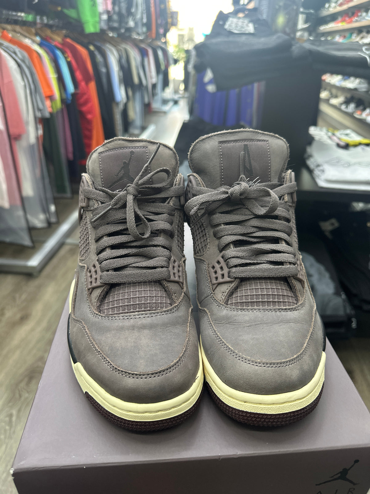 Jordan 4 A Ma Maniere Violet Ore Preloved