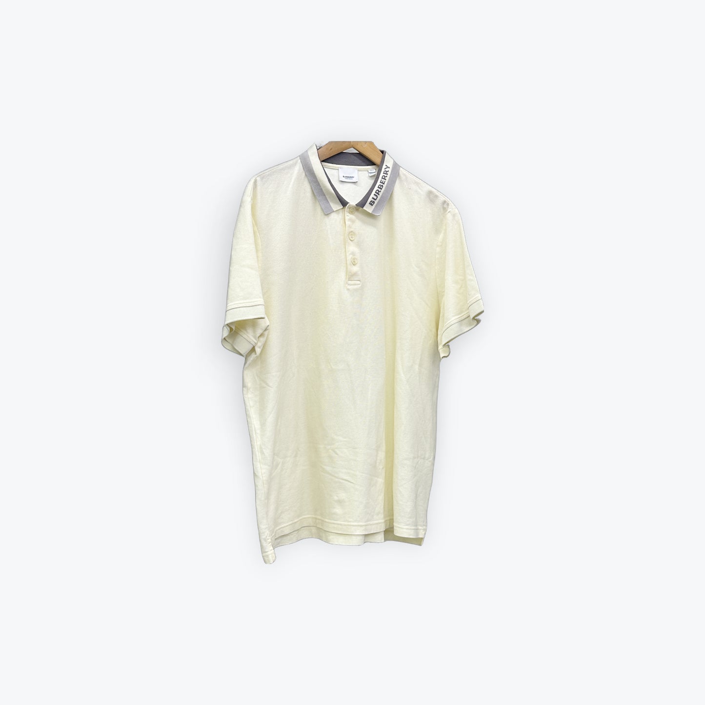 Burberry Polo Cream Preloved