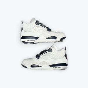 Jordan 4 Flight Club Preloved