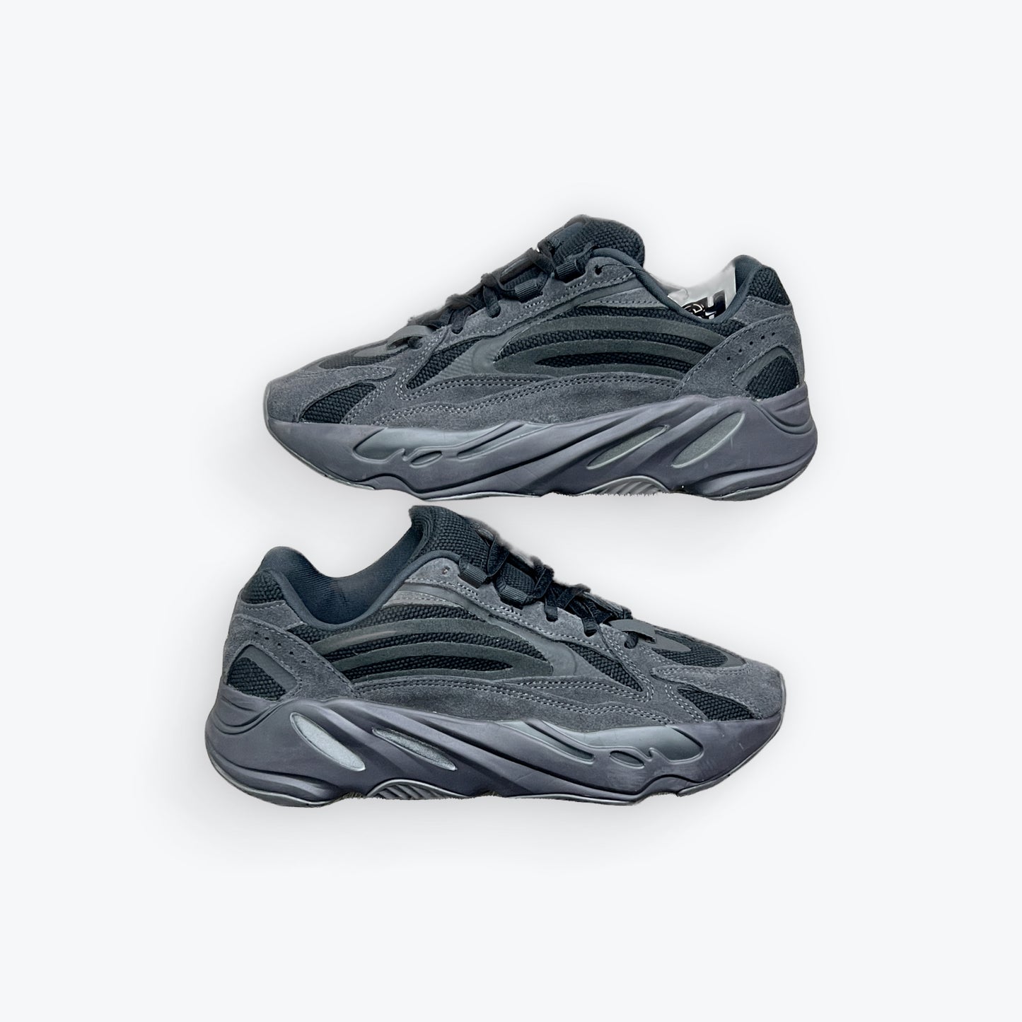 Adidas Yeezy Boost 700 V2 Vanta Preloved