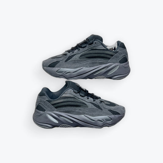 Adidas Yeezy Boost 700 V2 Vanta Preloved